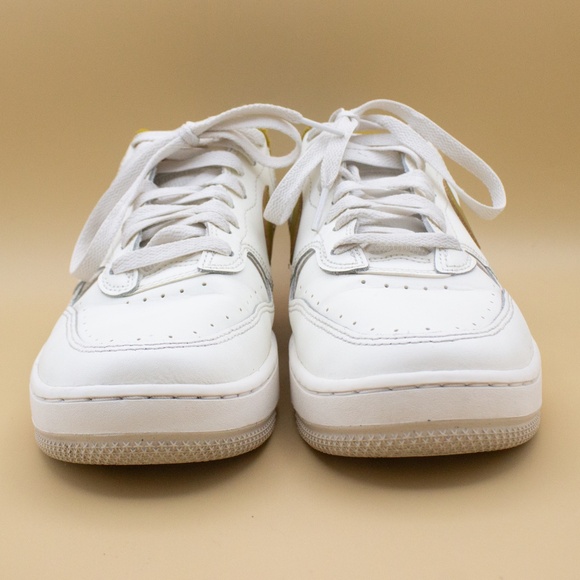 Nike Gamma Force Sail Bronzine Shoes DX9176-105 Women's Size 8 - Picture 2 of 8